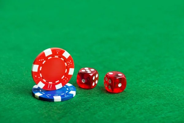 Lucky Neko slot interface showing themed symbols and gameplay mechanics on dede 4d
